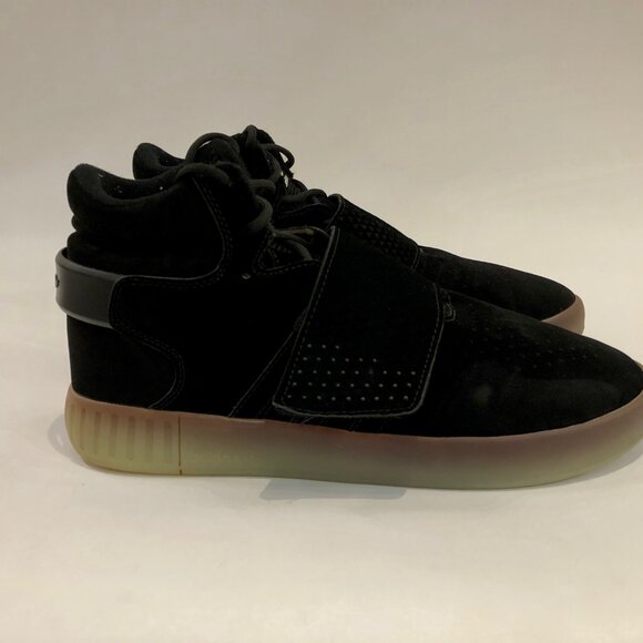 Yeezy x Adidas 9 1/2 main image 2